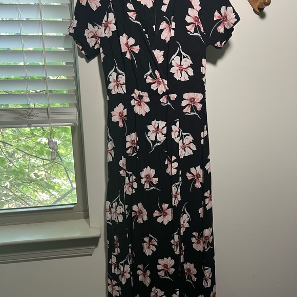 Sweet Floral Dress - Picture 4 of 4